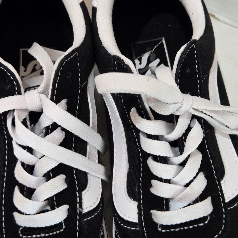 Women's Vans Brooklyn Sneakers, Size 8 - Picture 6 of 7